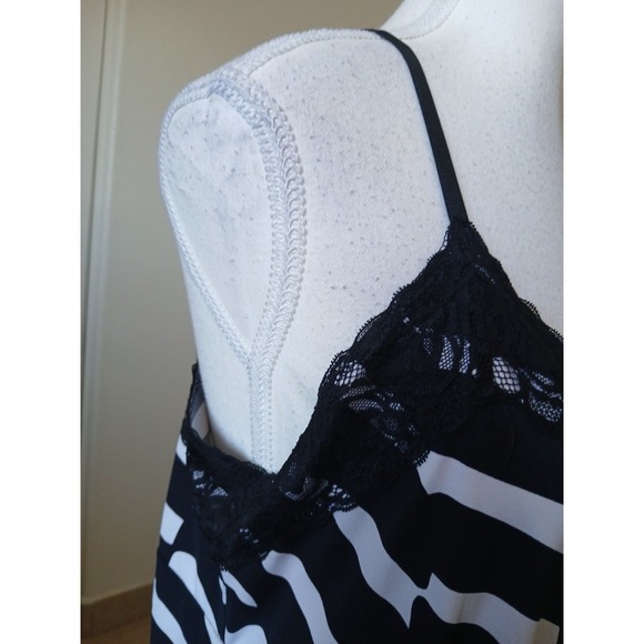 White House Black Market Zebra Lace Camisole Top XL Y2K Style Slip Tank - Picture 10 of 16